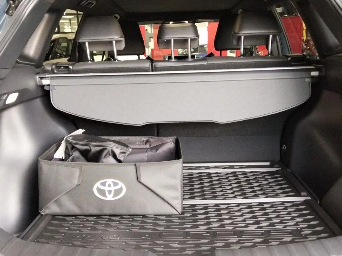 Toyota Corolla Cross usata a Roma (5)