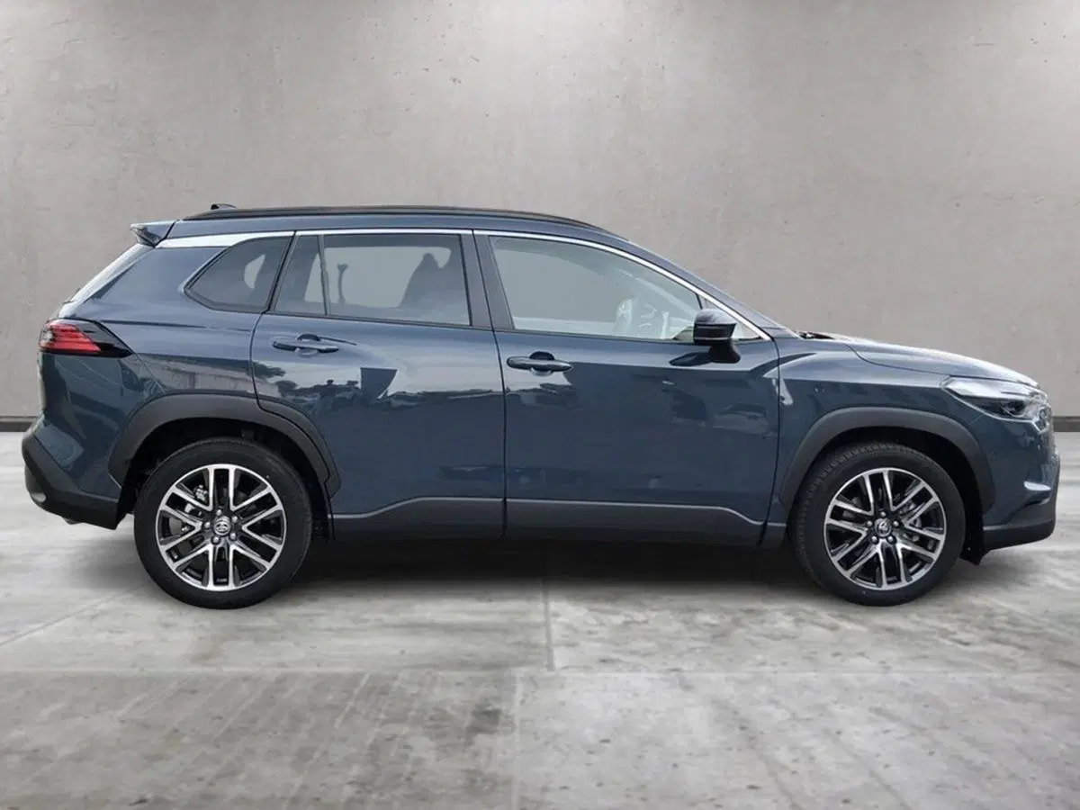 Toyota Corolla Cross usata a Roma (3)