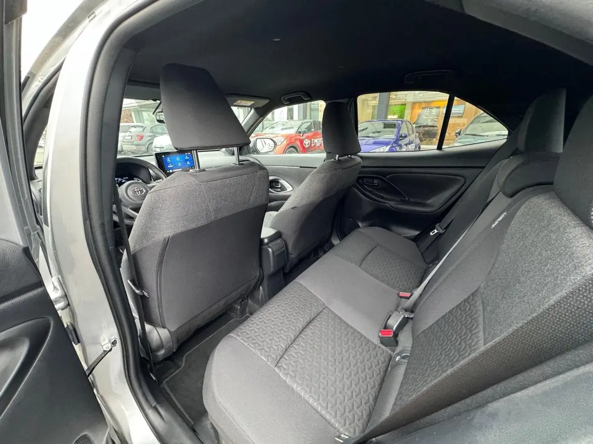 Toyota Yaris Cross usata a Modena (11)