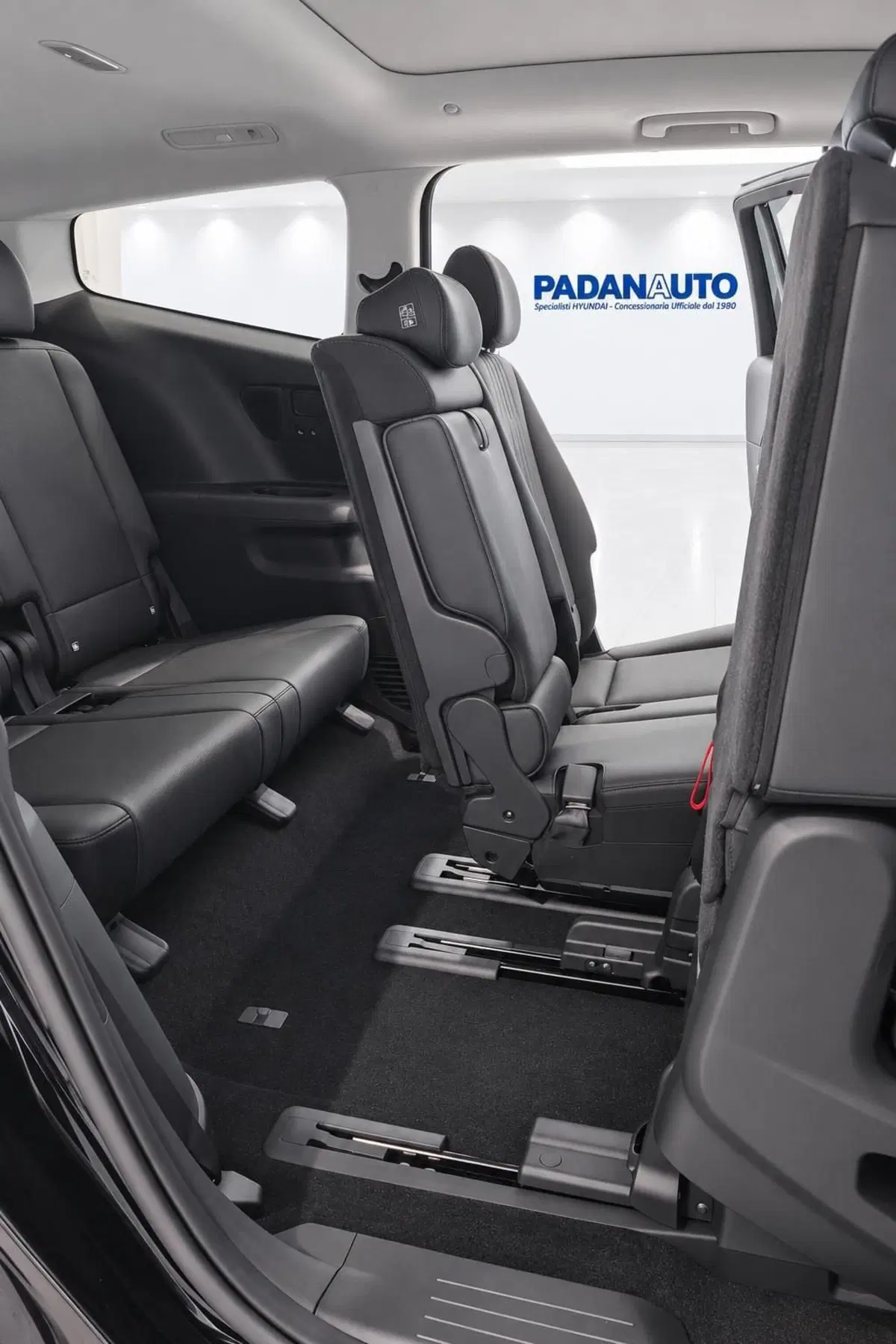 Hyundai Ioniq 9 nuova a Ferrara (13)