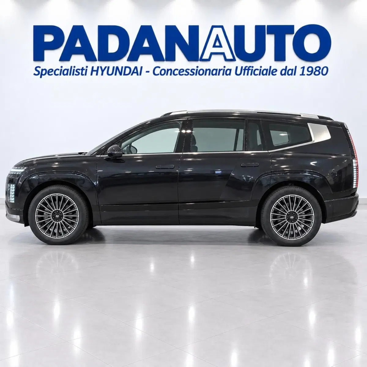 Hyundai Ioniq 9 nuova a Ferrara (6)