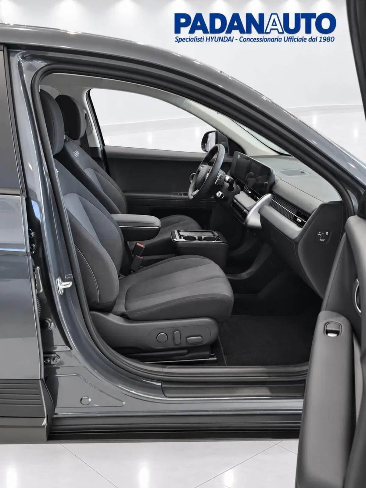 Hyundai Ioniq 5 nuova a Ferrara (8)