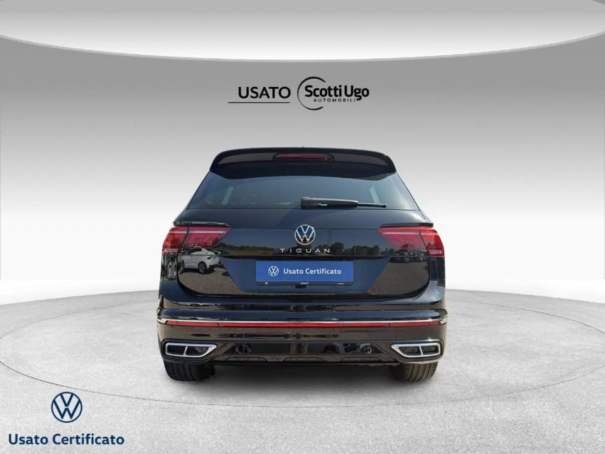 Volkswagen Tiguan usata a Livorno (5)