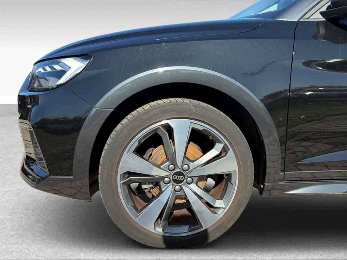 Audi A1 allstreet usata a Livorno (15)