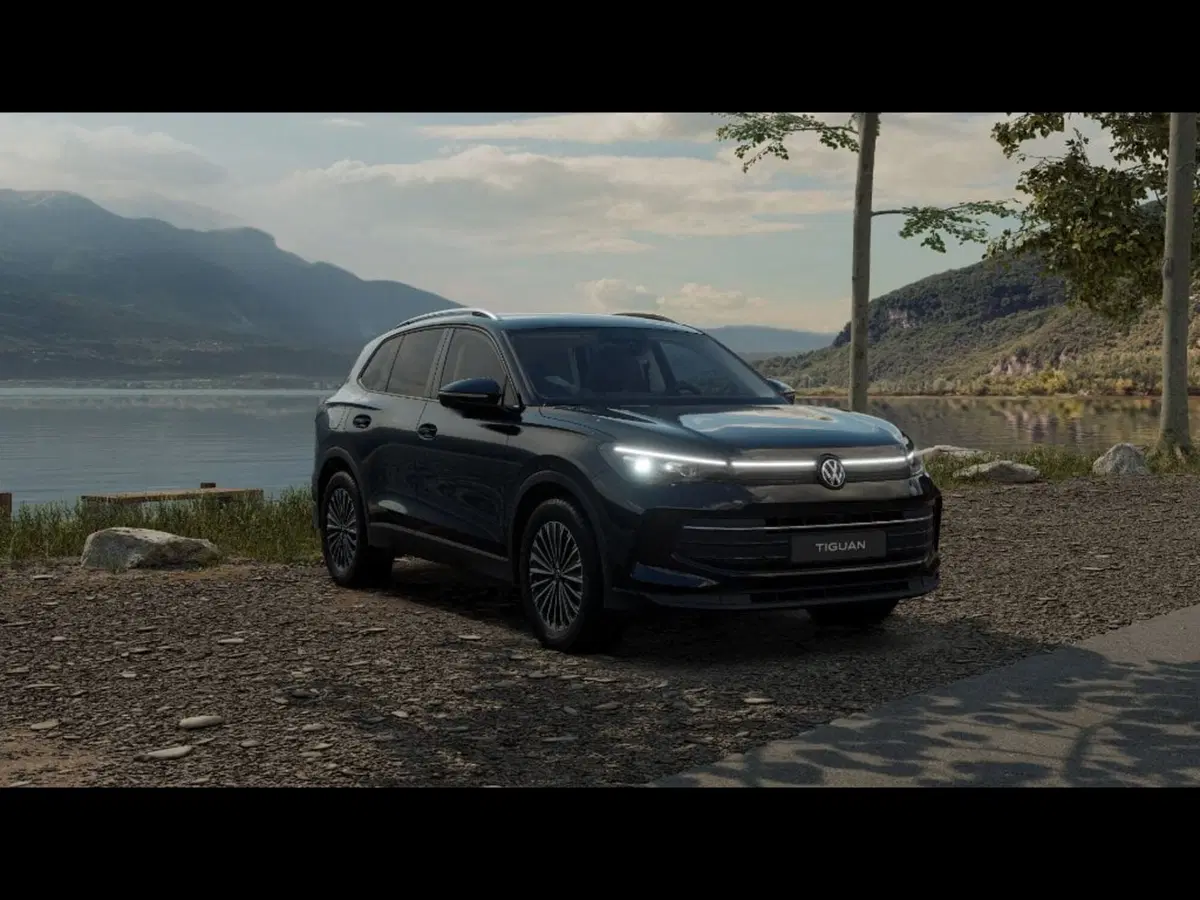Volkswagen Tiguan nuova a Livorno (2)