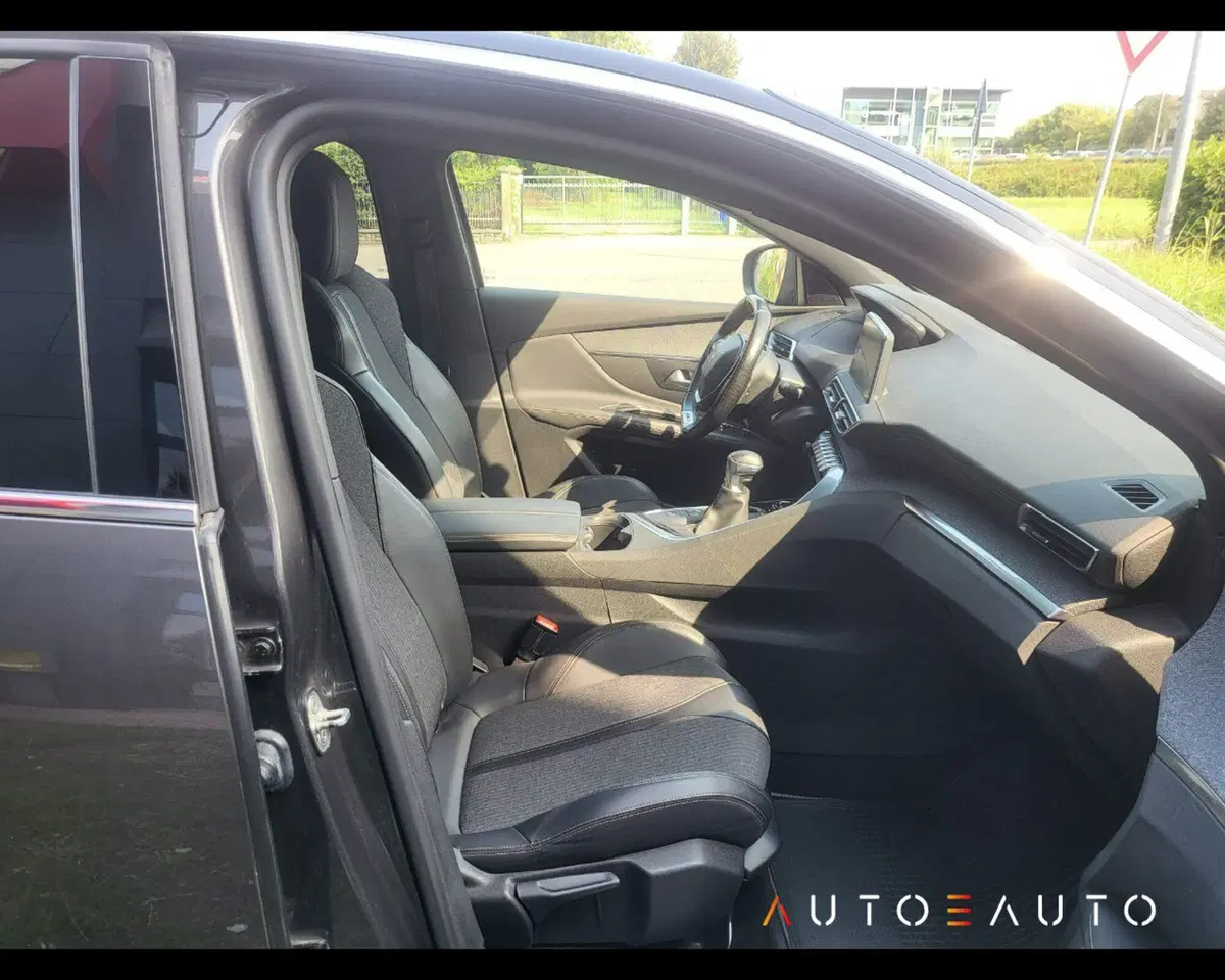 Peugeot 3008 usata a Parma (14)