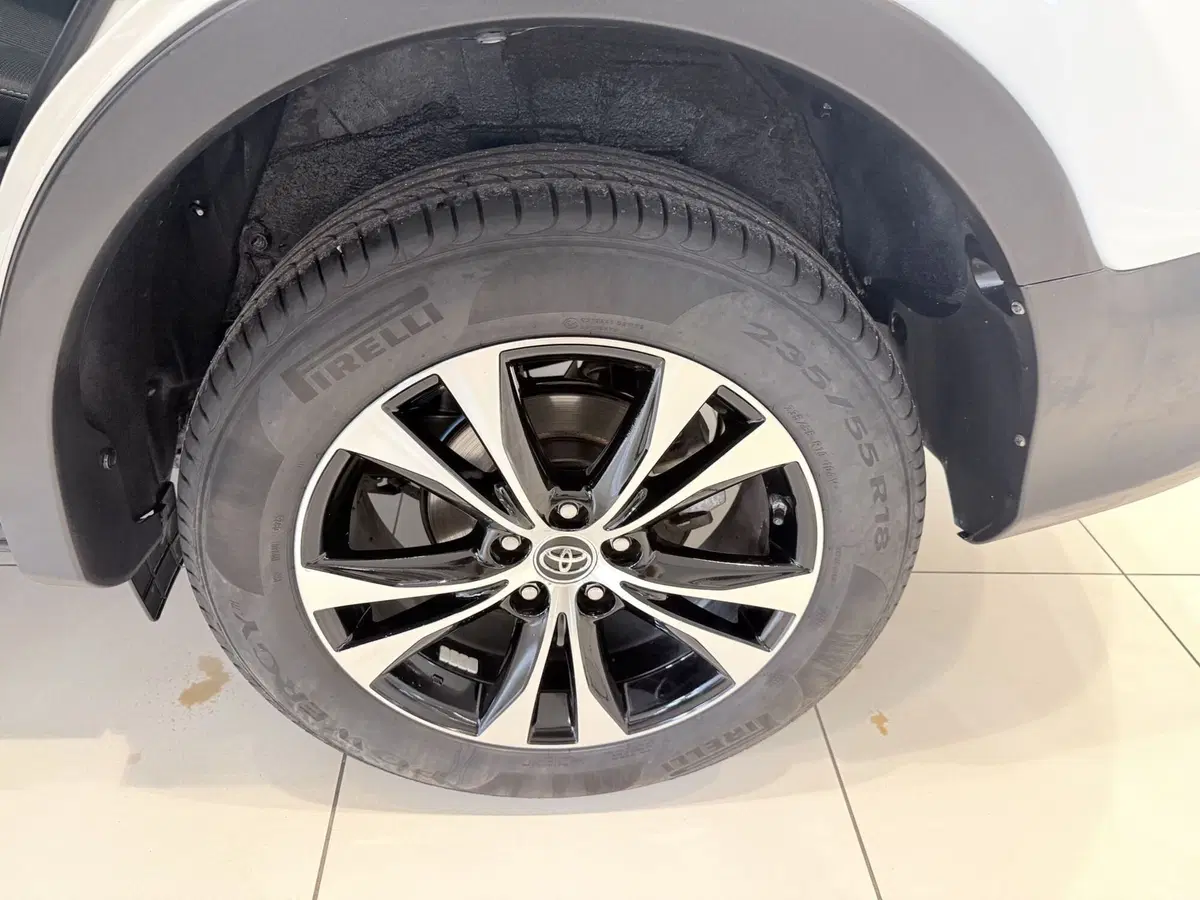 Toyota Rav4 usata a Latina (16)