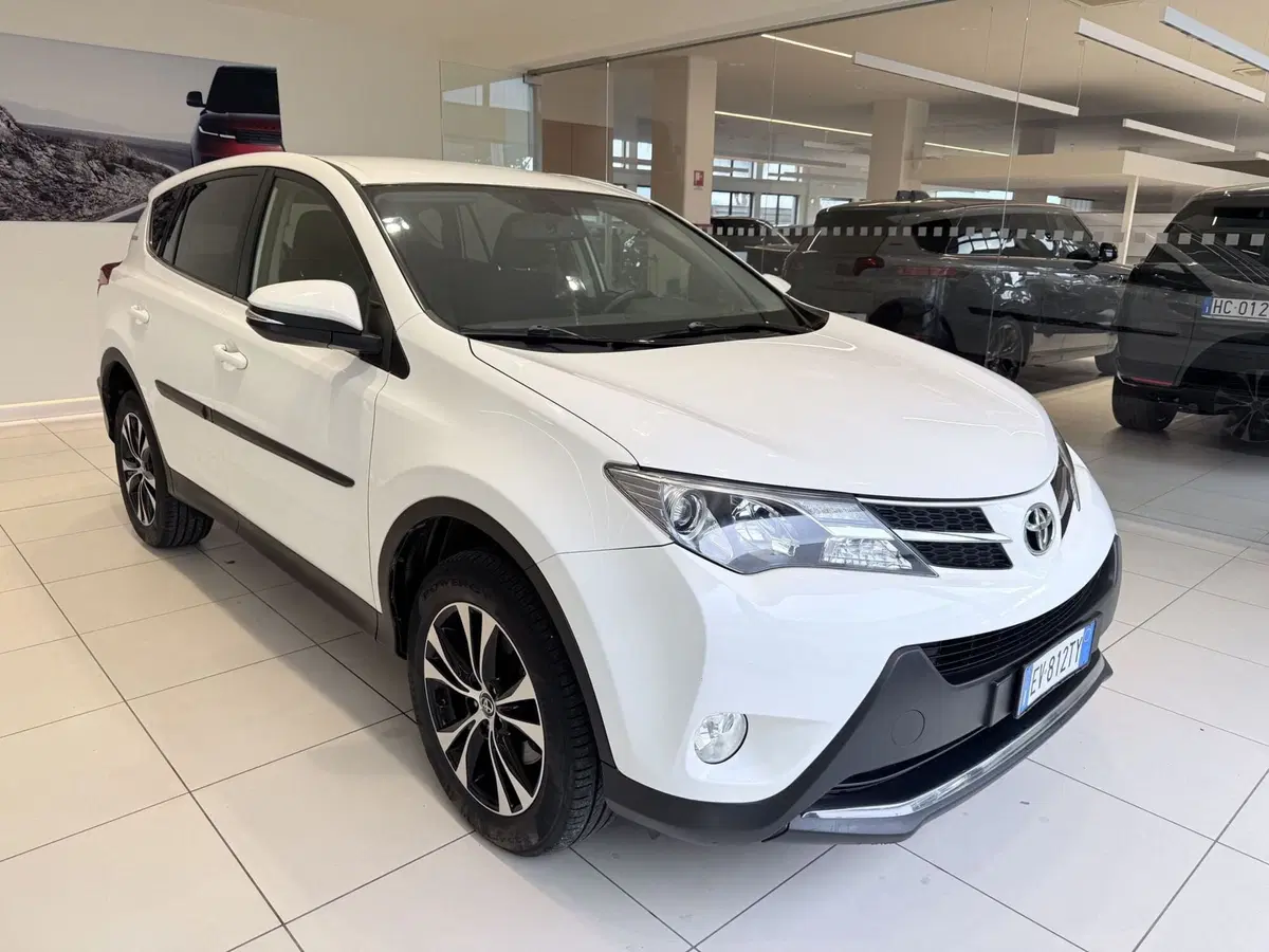 Toyota Rav4 usata a Latina (3)