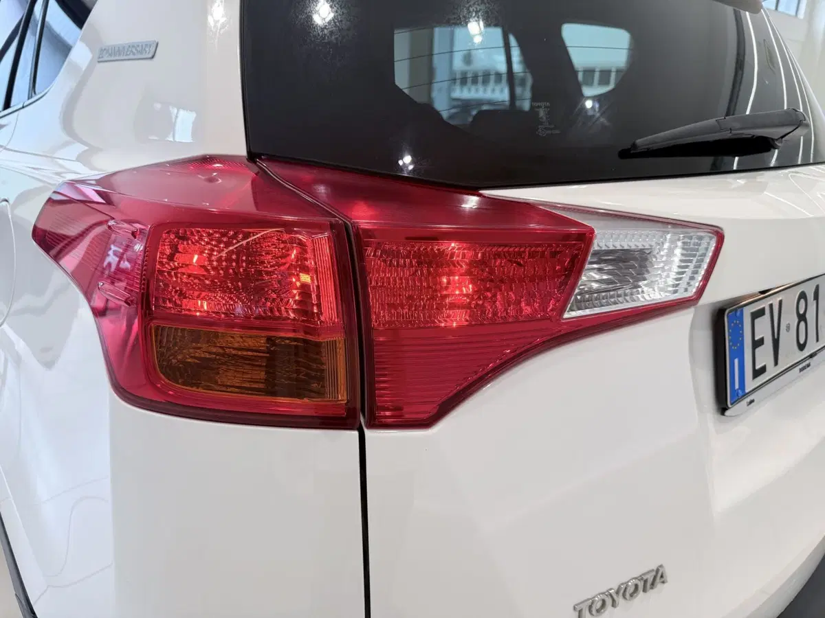 Toyota Rav4 usata a Latina (8)