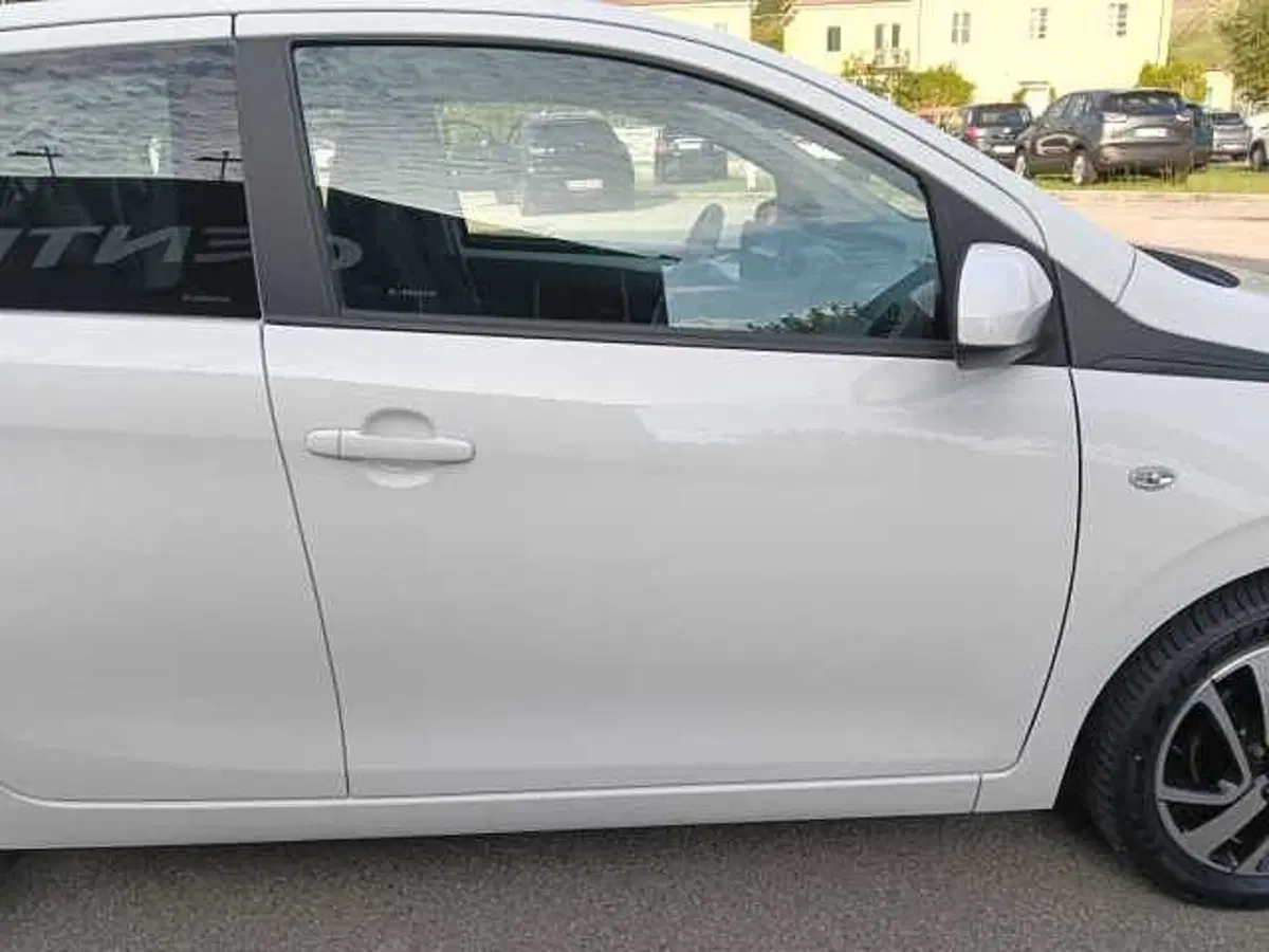 Peugeot 108 usata a Pesaro-Urbino (12)