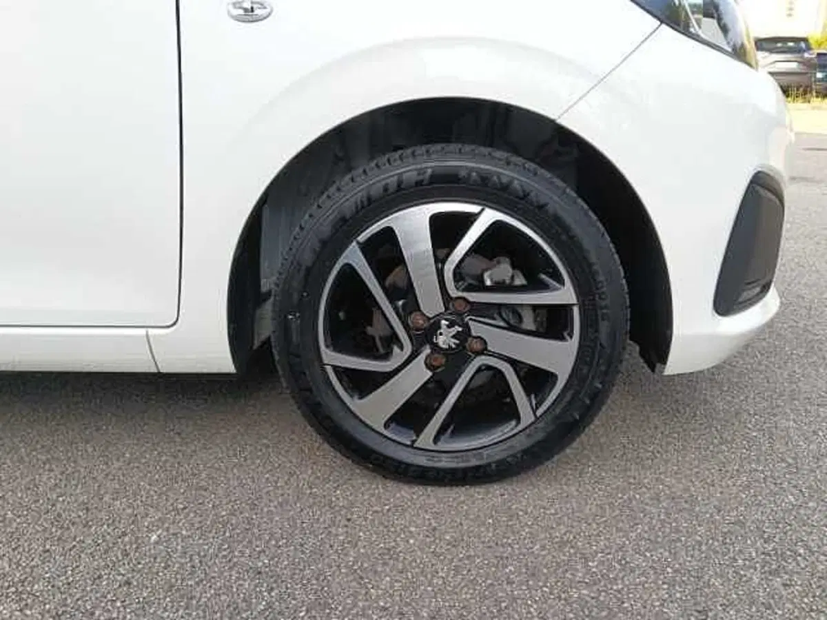 Peugeot 108 usata a Pesaro-Urbino (9)