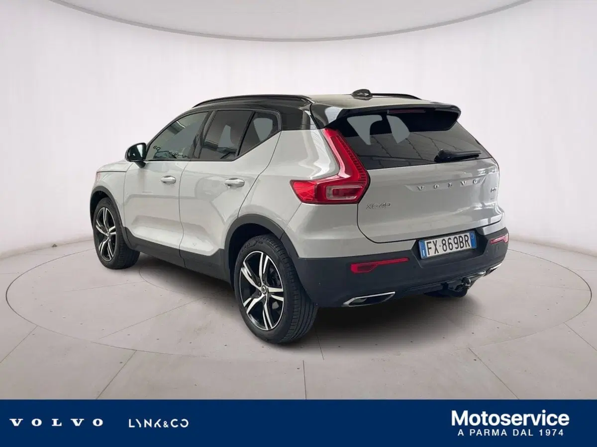 Volvo XC40 usata a Parma (10)