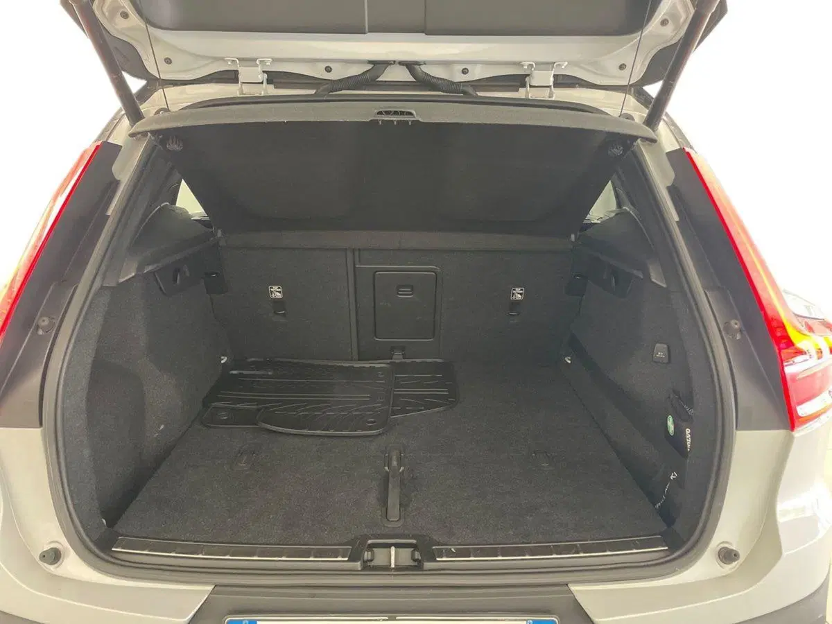 Volvo XC40 usata a Parma (13)
