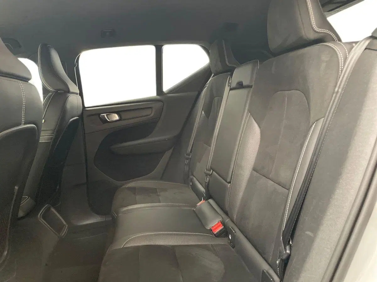 Volvo XC40 usata a Parma (7)