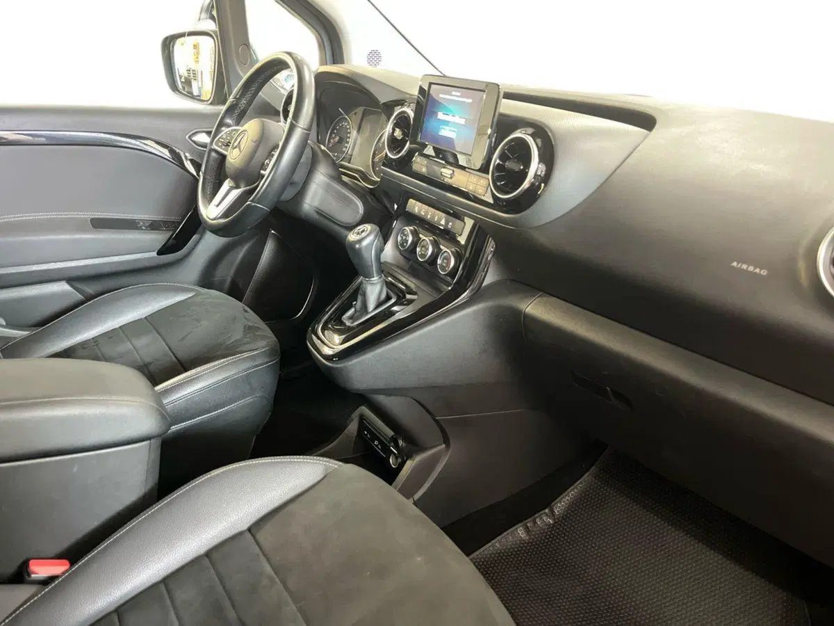 Mercedes-Benz Classe T usata a Foggia (9)