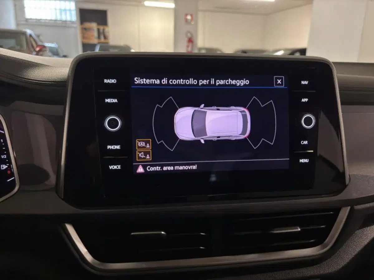 Volkswagen T-Roc usata a Genova (19)