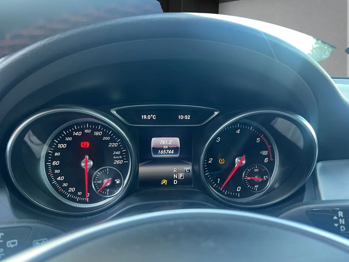 Mercedes-Benz GLA SUV usata a Cosenza (11)