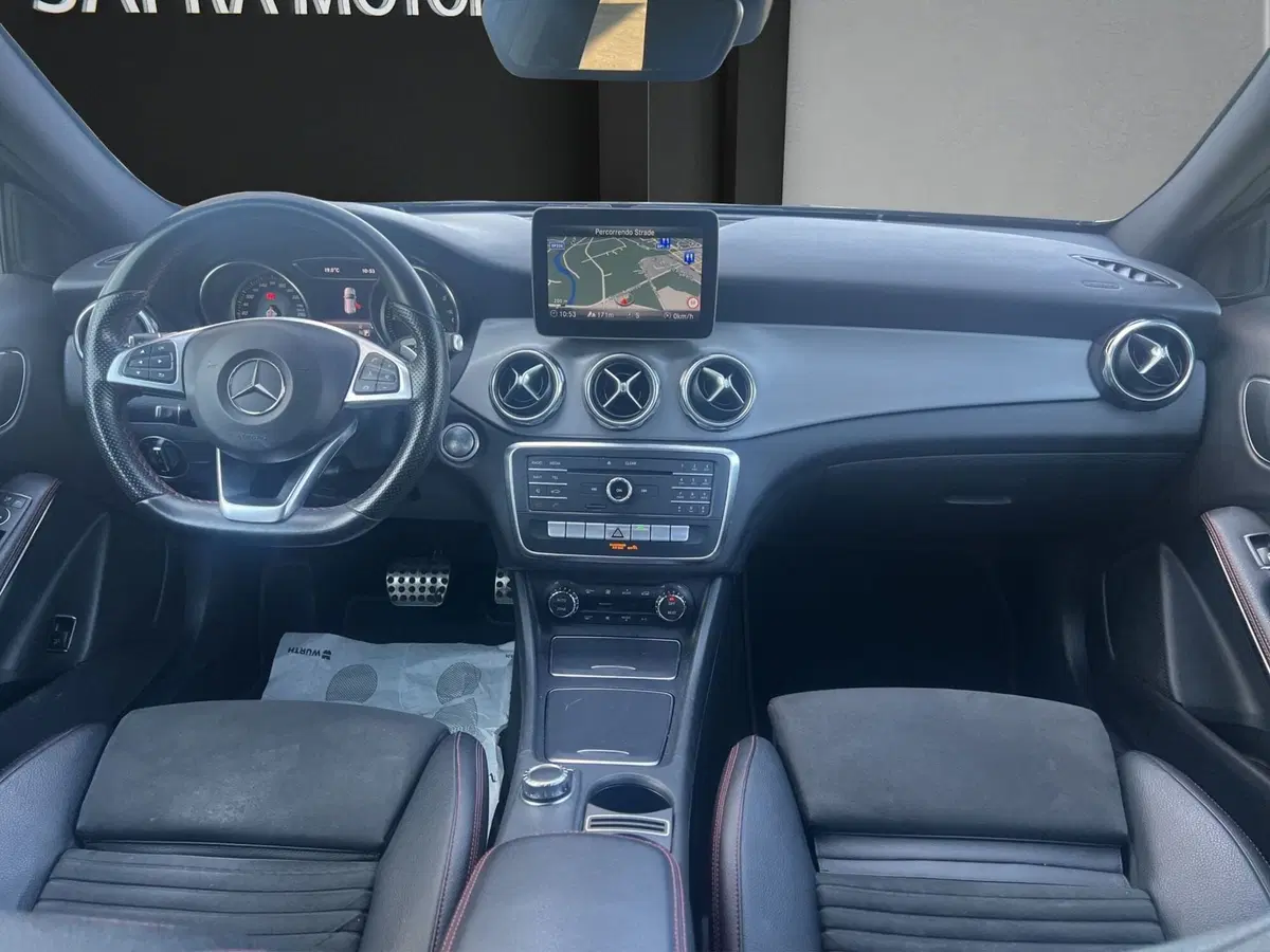 Mercedes-Benz GLA SUV usata a Cosenza (14)