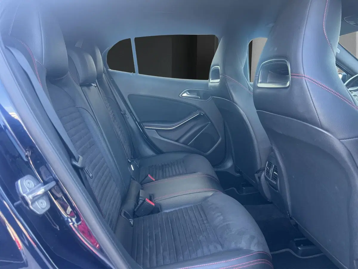 Mercedes-Benz GLA SUV usata a Cosenza (19)