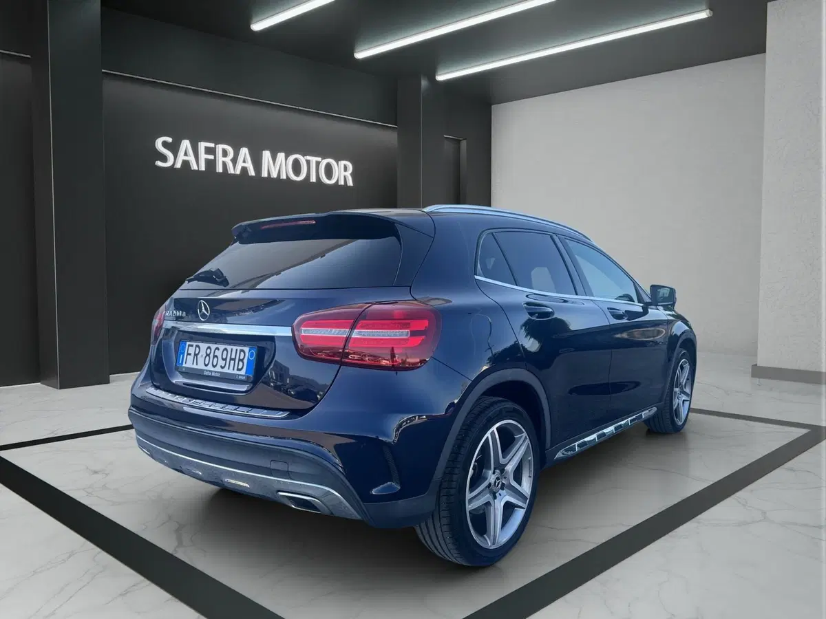 Mercedes-Benz GLA SUV usata a Cosenza (6)