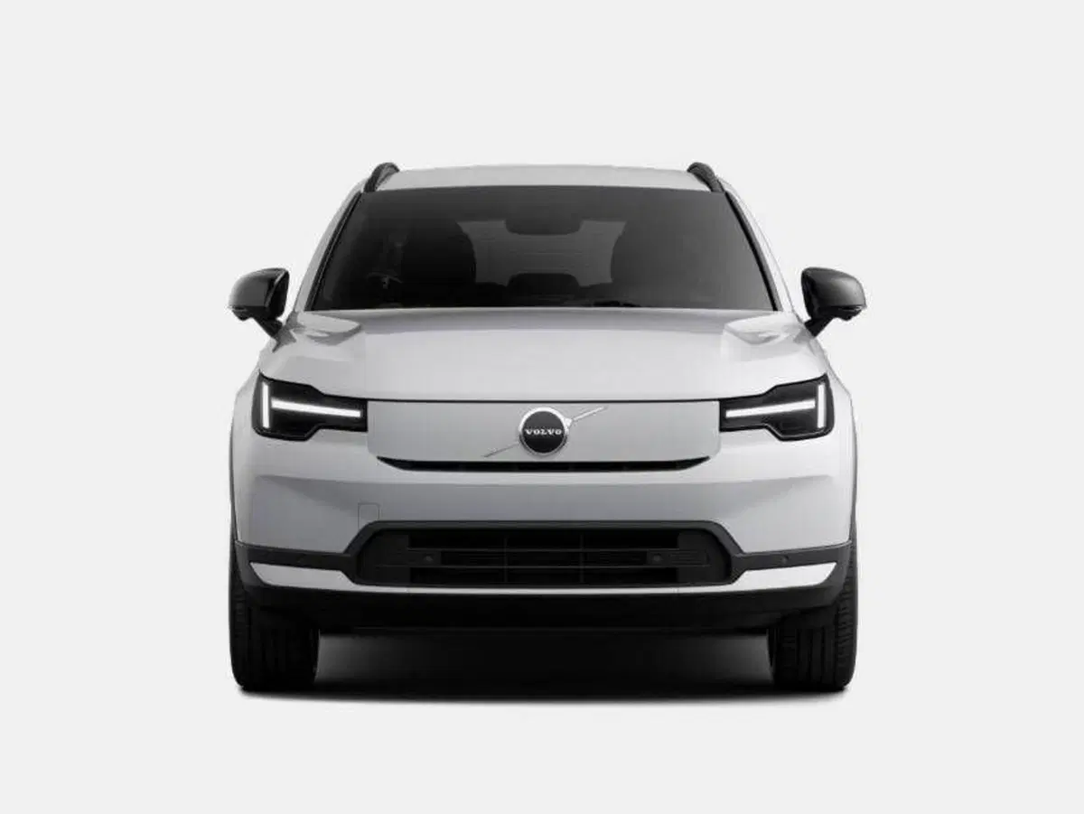Volvo EX40 nuova a Como (2)
