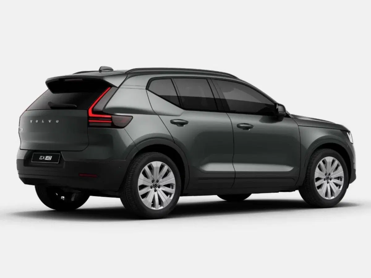 Volvo EX40 nuova a Como (5)