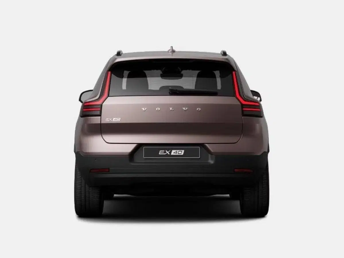 Volvo EX40 nuova a Como (5)