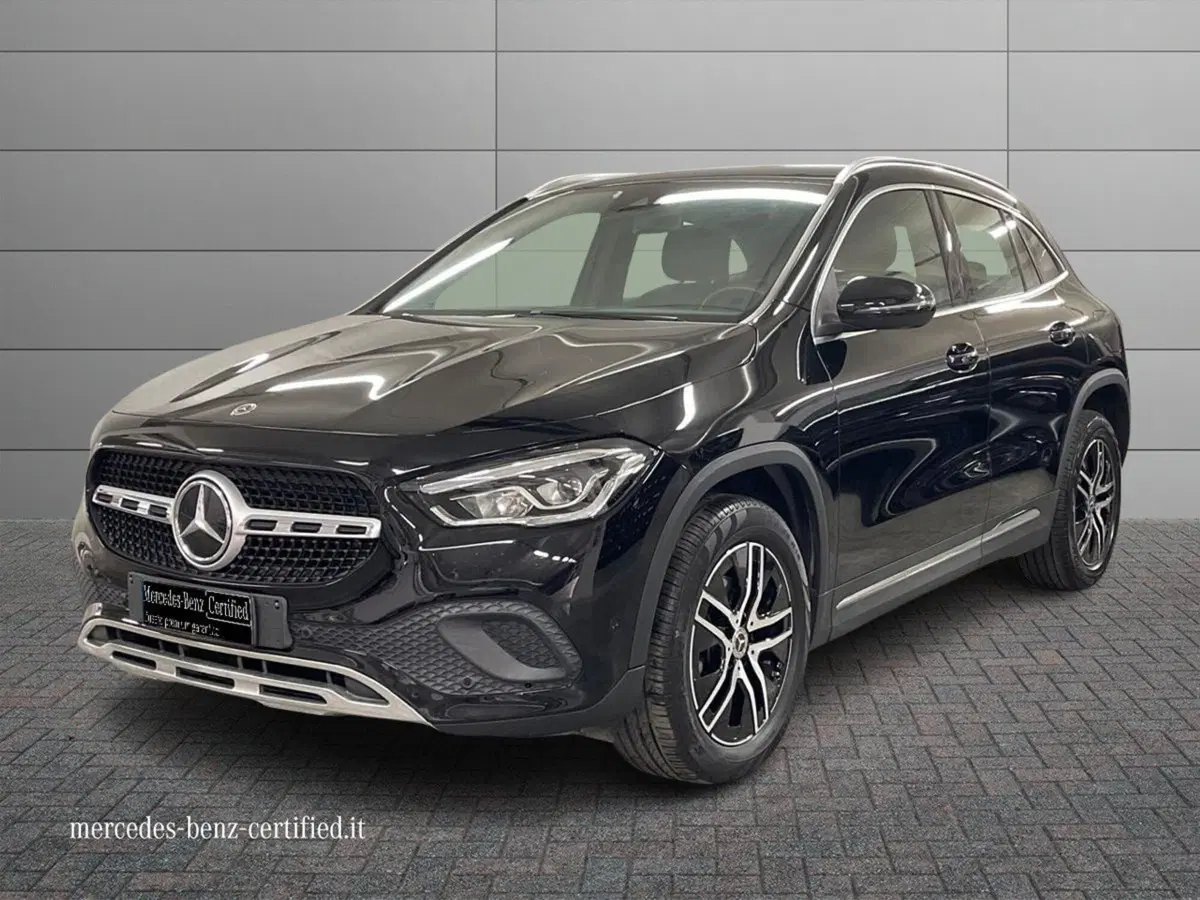 Mercedes-Benz GLA SUV usata a Macerata