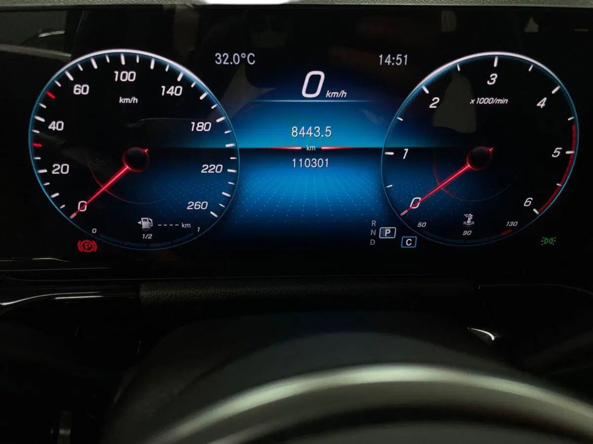 Mercedes-Benz GLA SUV usata a Macerata (15)