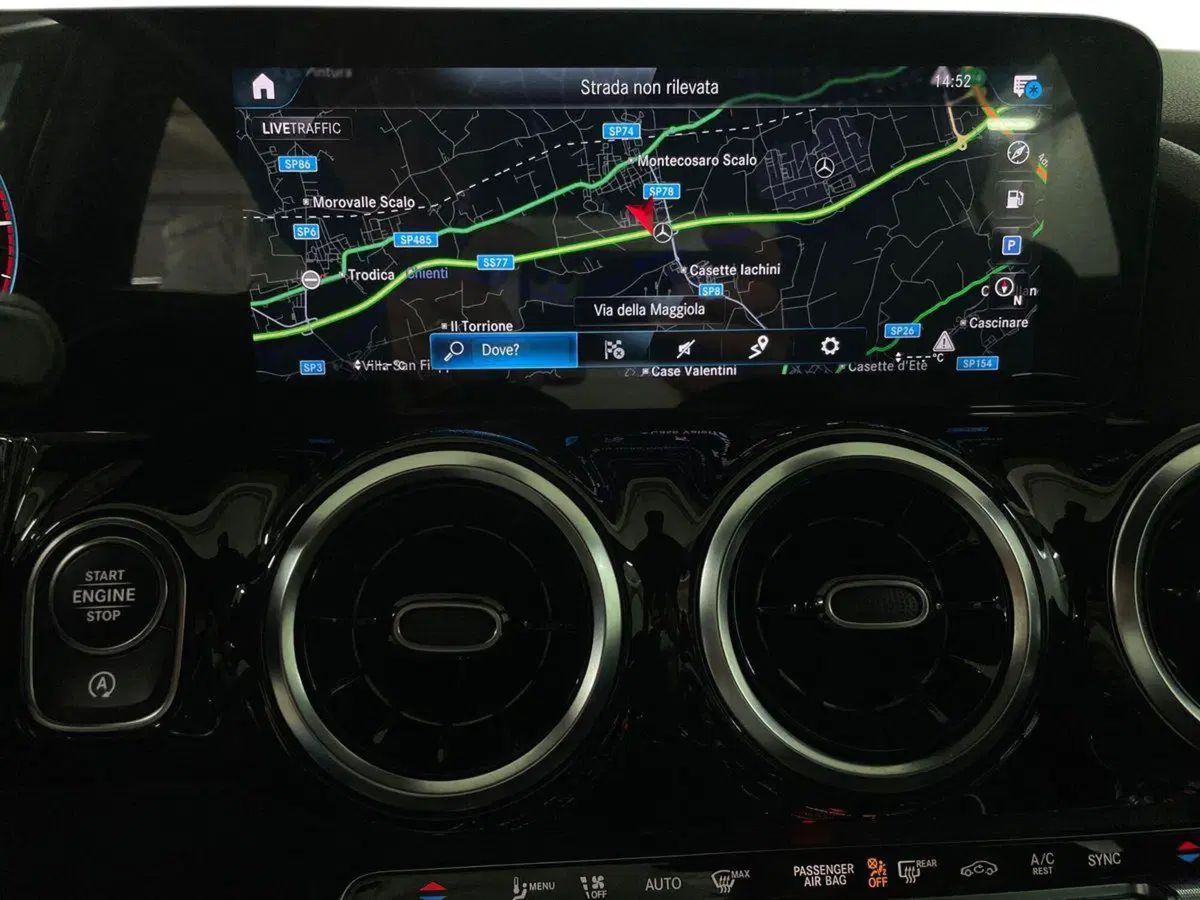 Mercedes-Benz GLA SUV usata a Macerata (16)