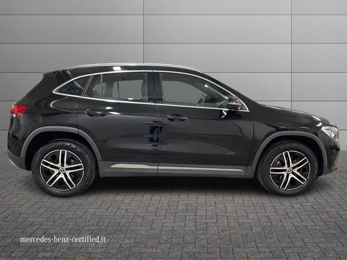 Mercedes-Benz GLA SUV usata a Macerata (5)