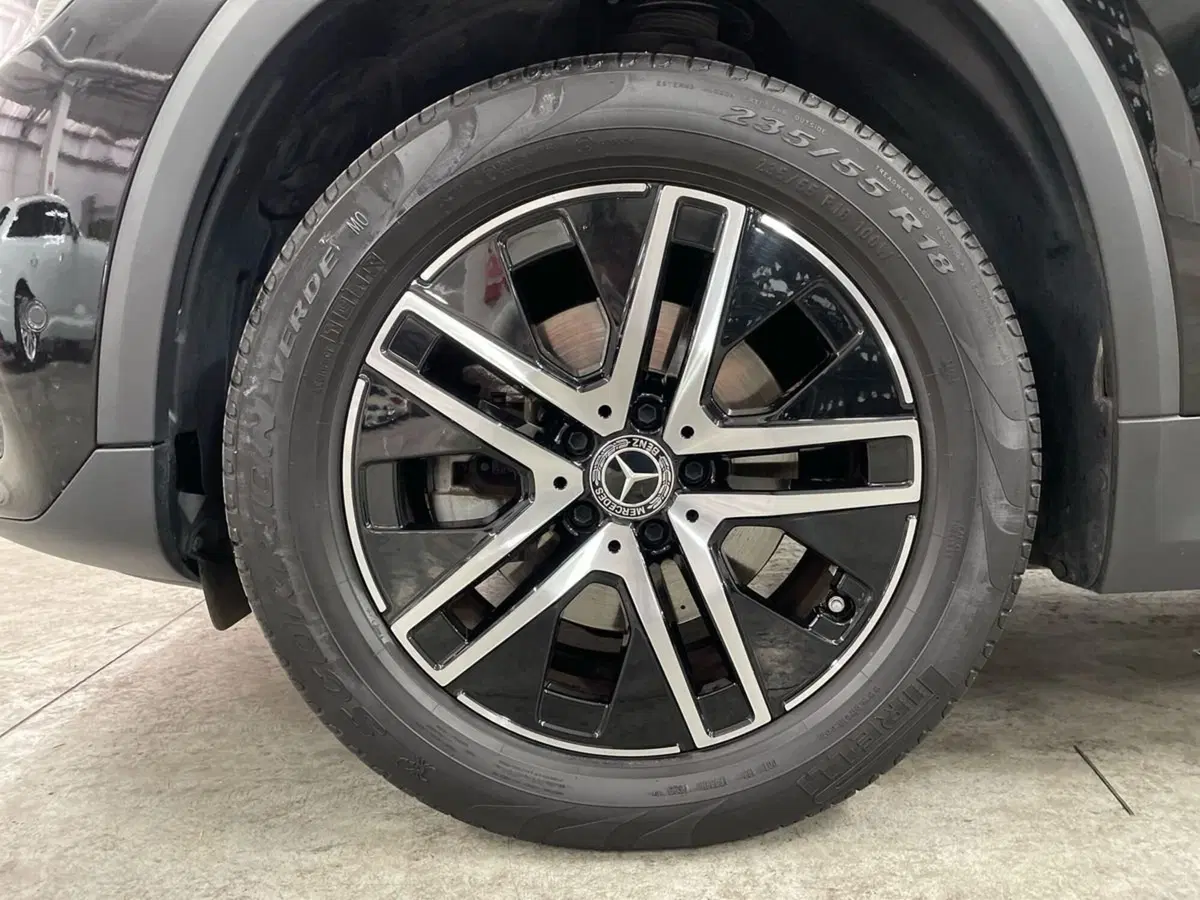 Mercedes-Benz GLA SUV usata a Macerata (8)