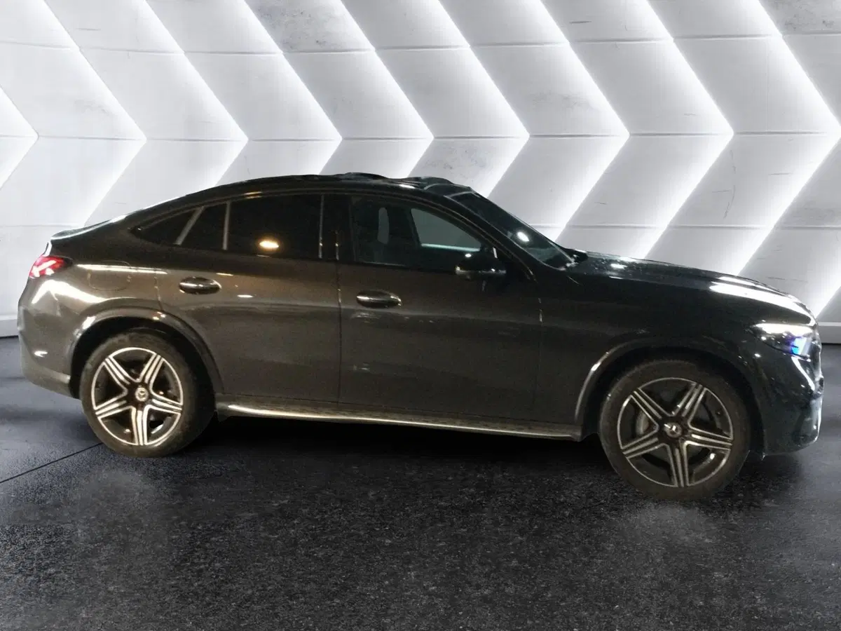 Mercedes-Benz GLC Coupé usata a Caserta (7)