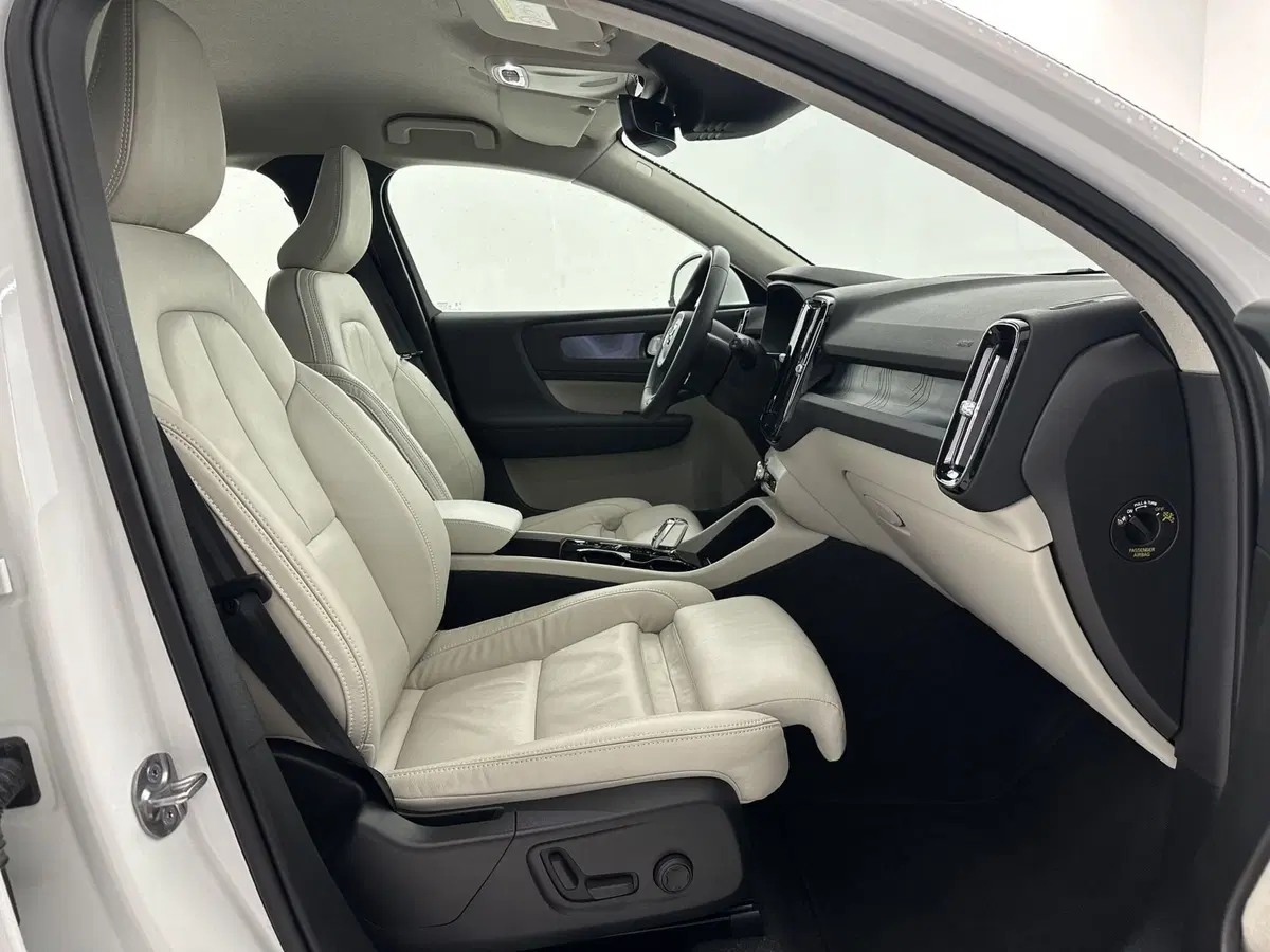 Volvo XC40 usata a Bergamo (3)
