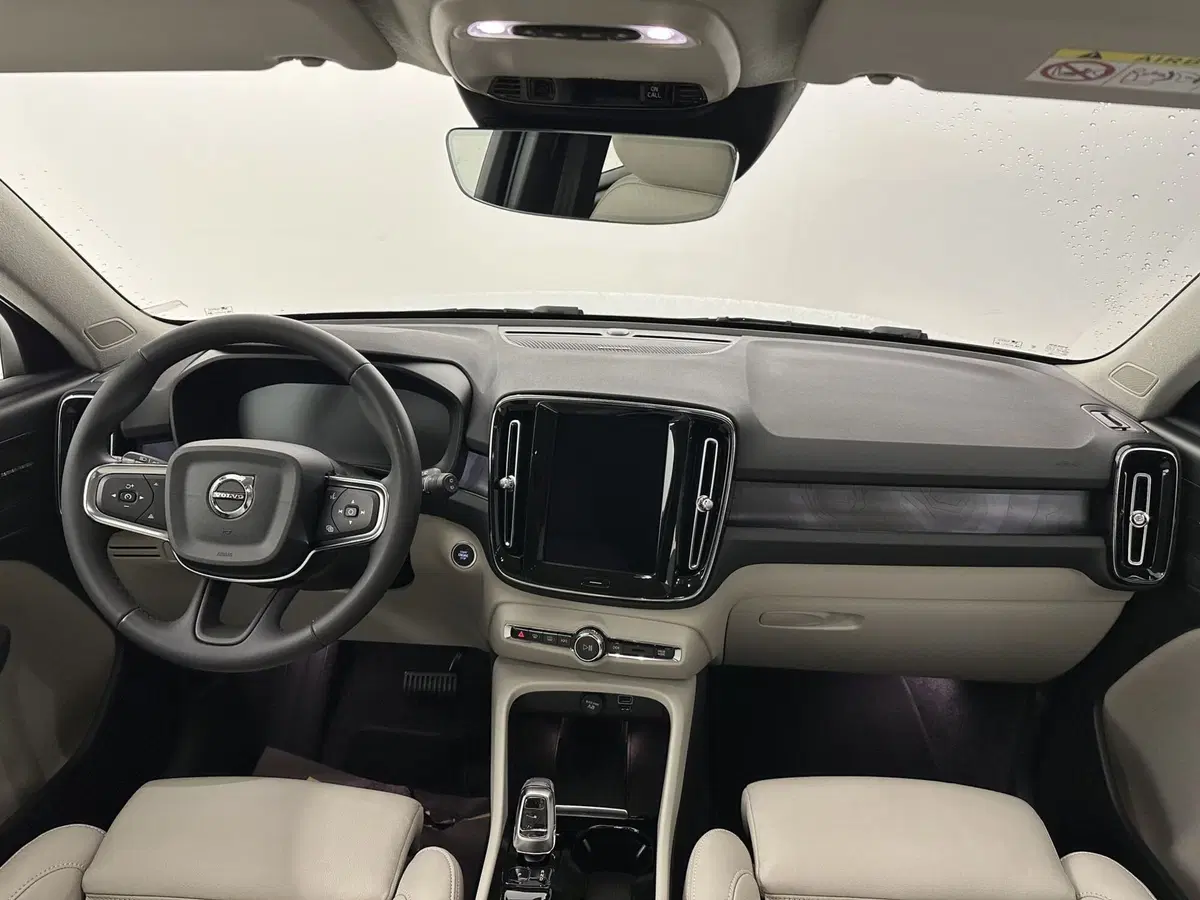 Volvo XC40 usata a Bergamo (4)