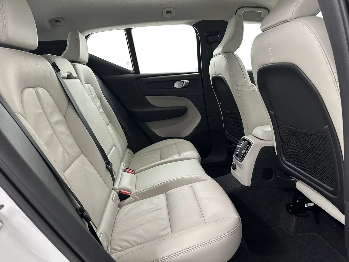 Volvo XC40 usata a Bergamo (5)