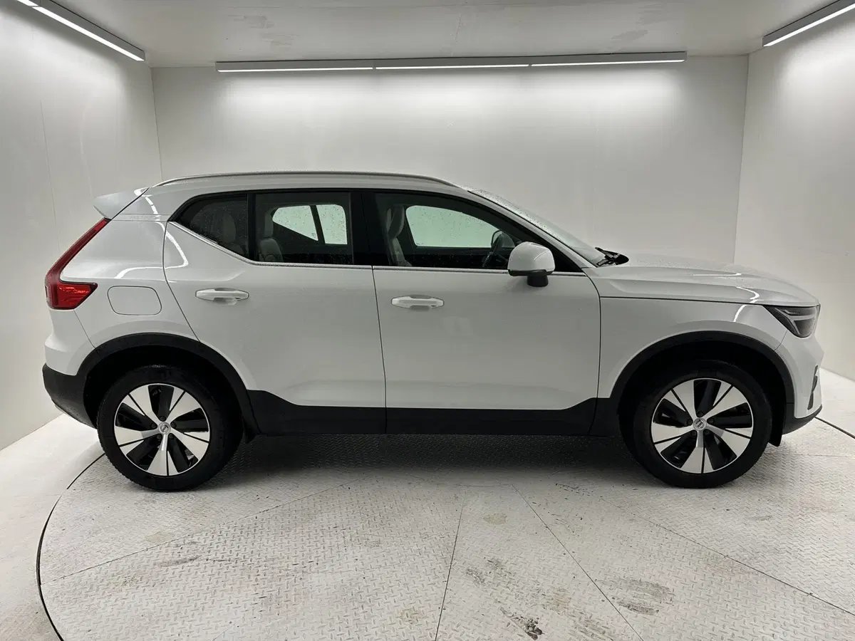 Volvo XC40 usata a Bergamo (6)