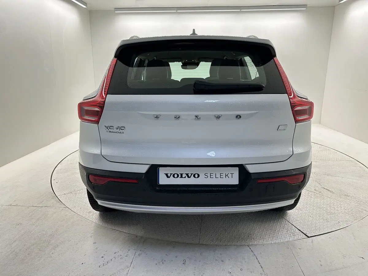 Volvo XC40 usata a Bergamo (7)