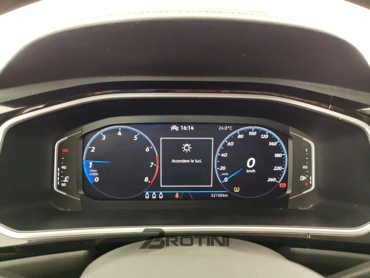 Volkswagen T-Roc usata a La Spezia (12)