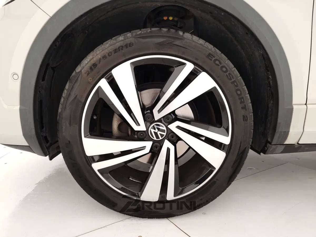 Volkswagen T-Roc usata a La Spezia (6)