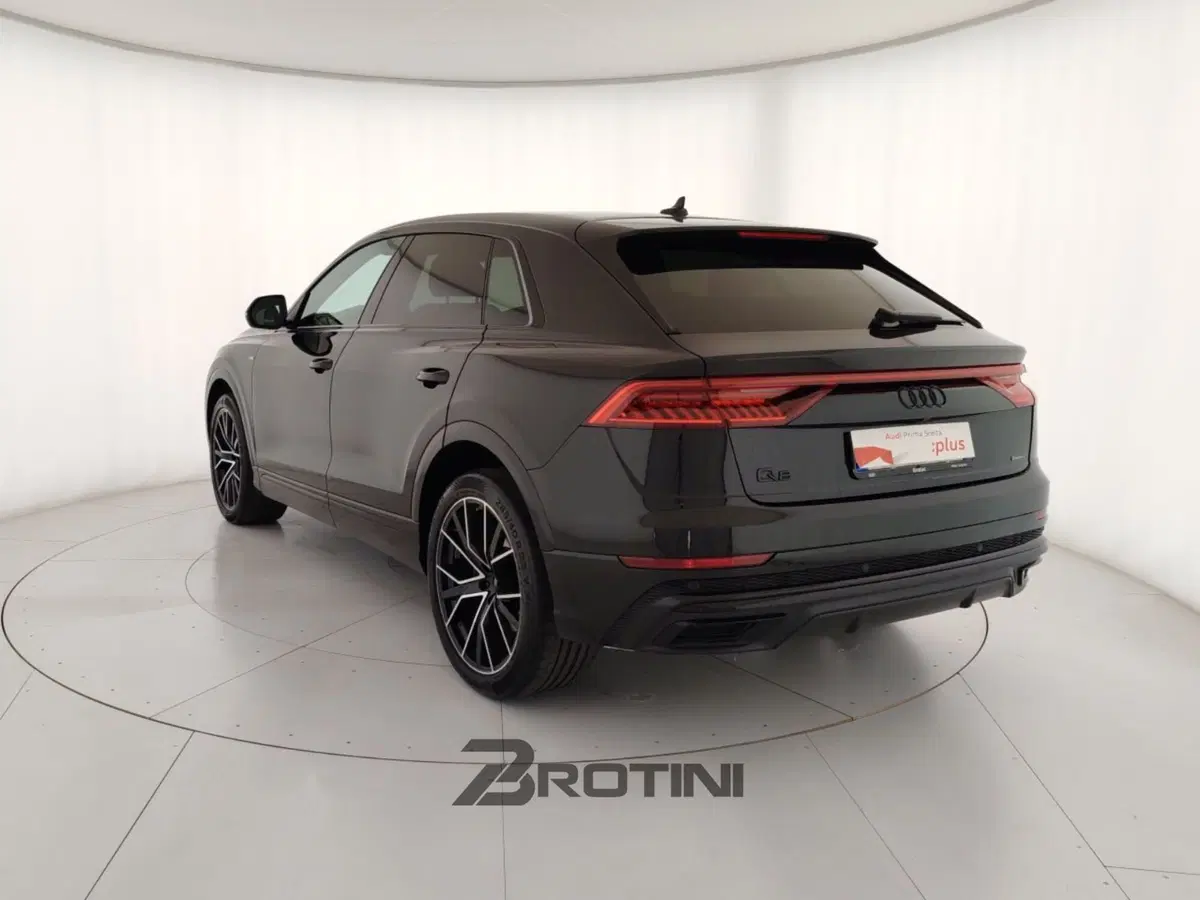 Audi Q8 usata a Massa-Carrara (2)