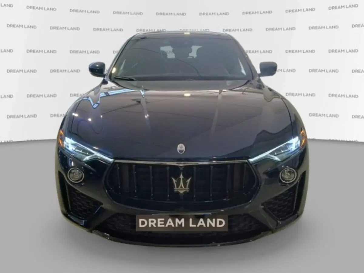 Maserati Levante usata a Livorno (2)