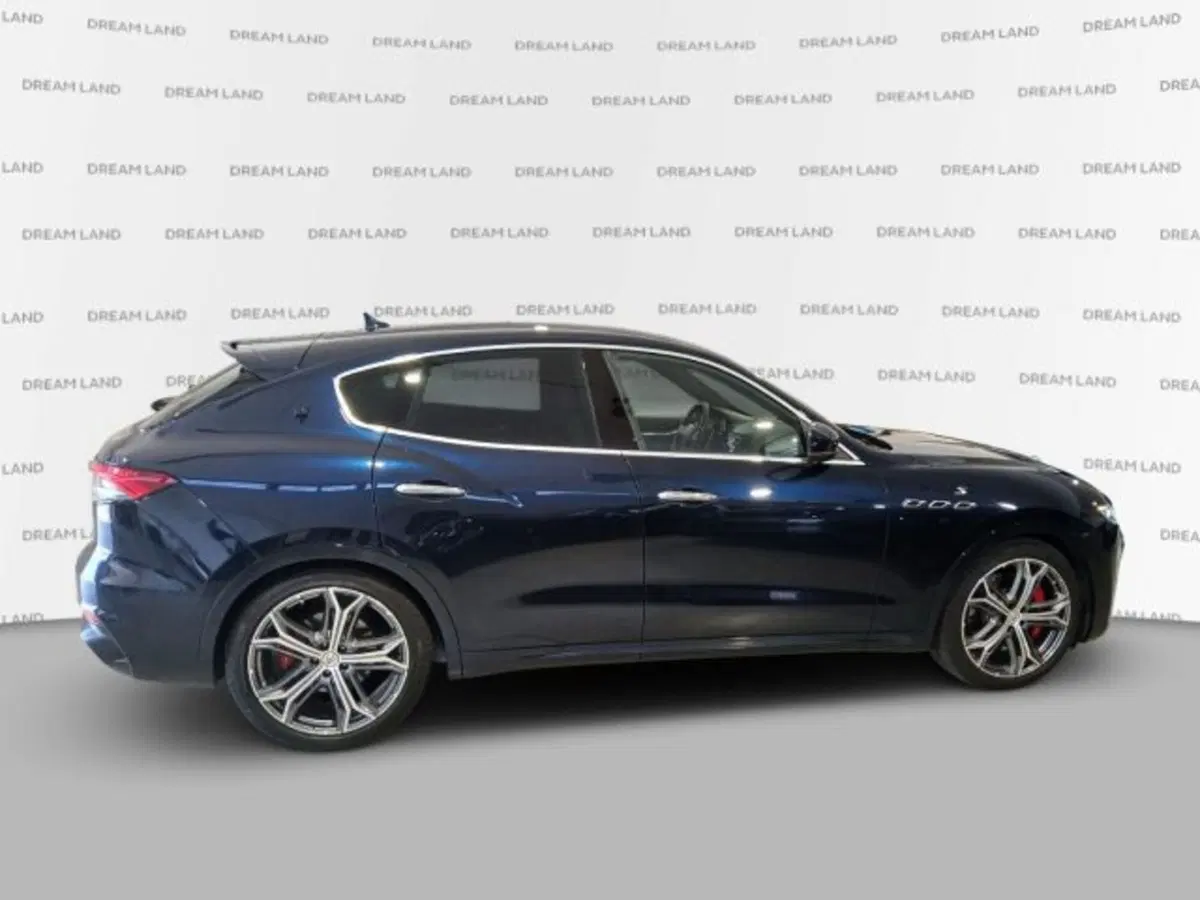 Maserati Levante usata a Livorno (8)