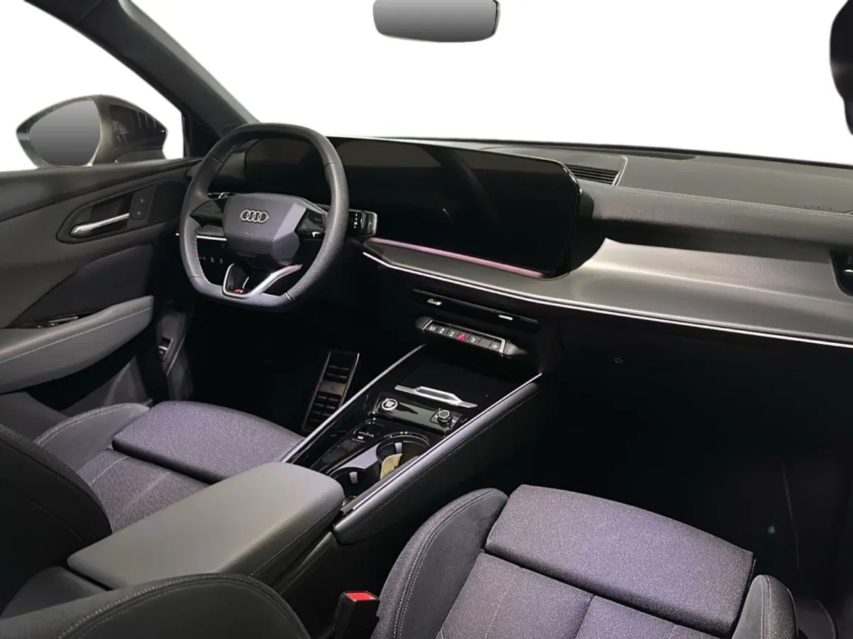Audi Q3 Sportback usata a Napoli (10)