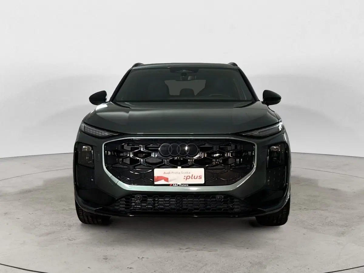 Audi Q3 Sportback usata a Napoli (2)