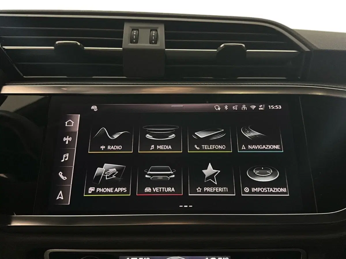 Audi Q3 Sportback usata a Napoli (13)