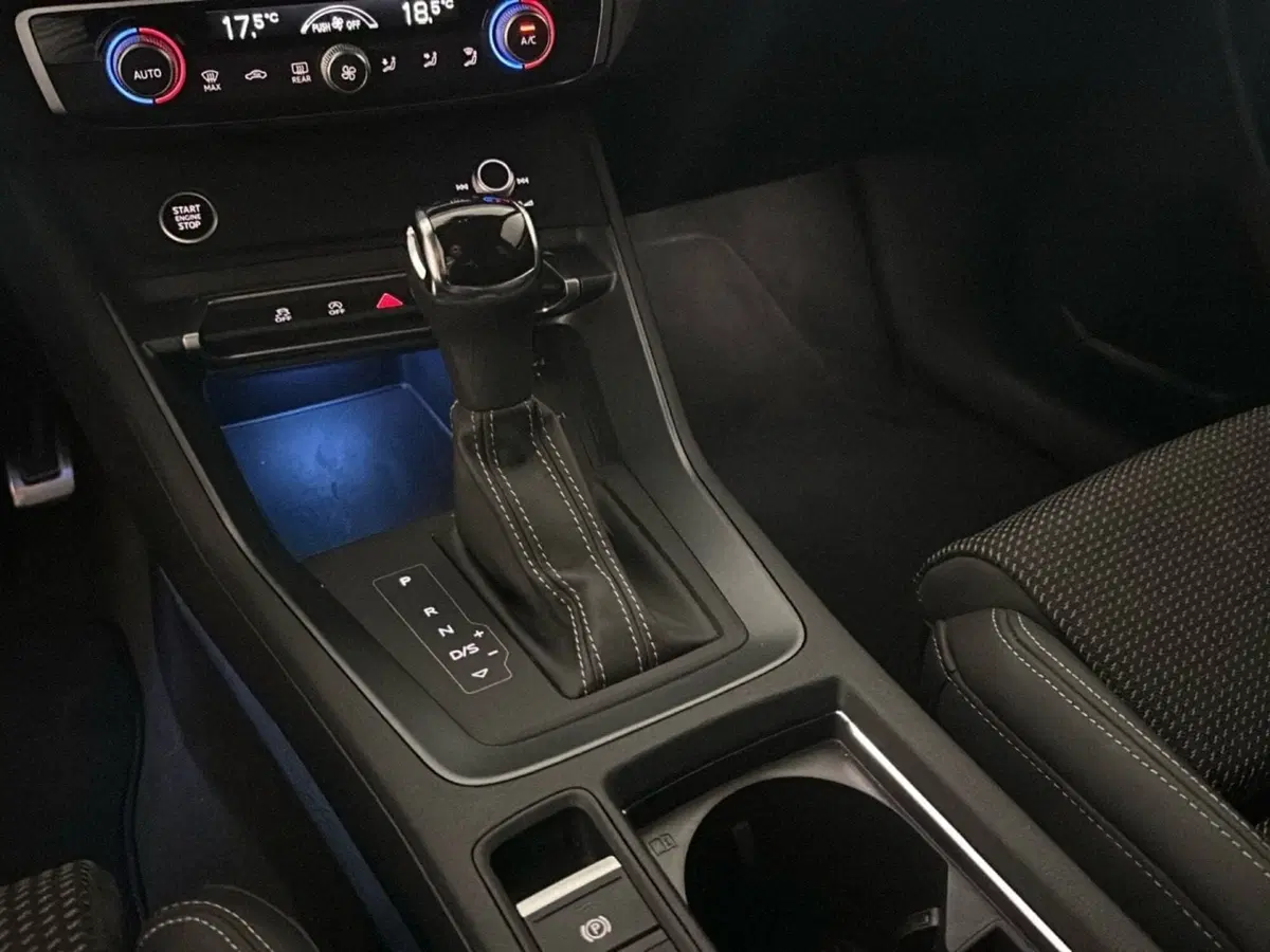 Audi Q3 Sportback usata a Napoli (16)