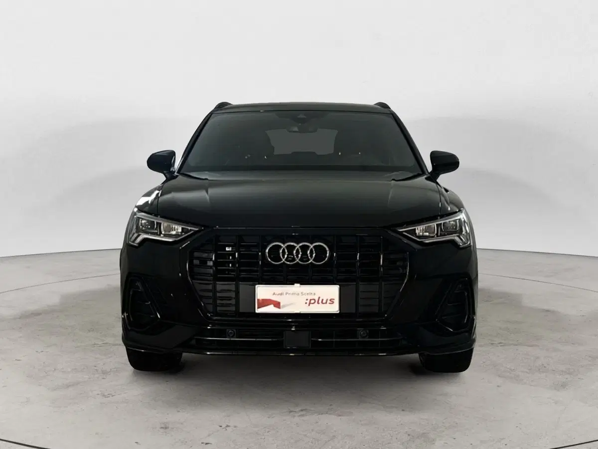 Audi Q3 Sportback usata a Napoli (2)