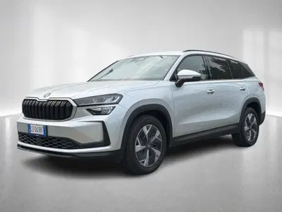 Skoda Kodiaq 2.0 TDI EVO SCR 4x4 DSG 7 posti Executive del 2025 usata a Imola