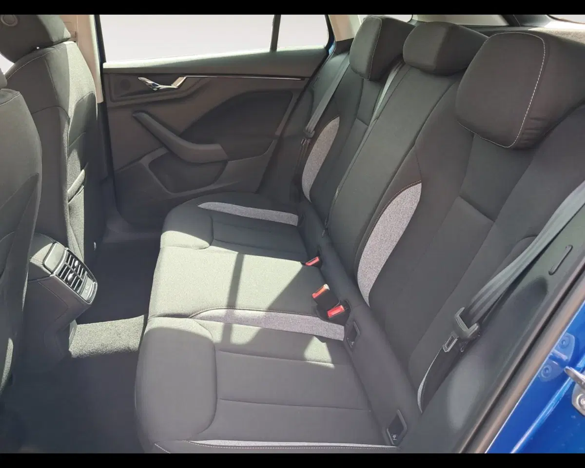 Skoda Kamiq nuova a Ravenna (10)